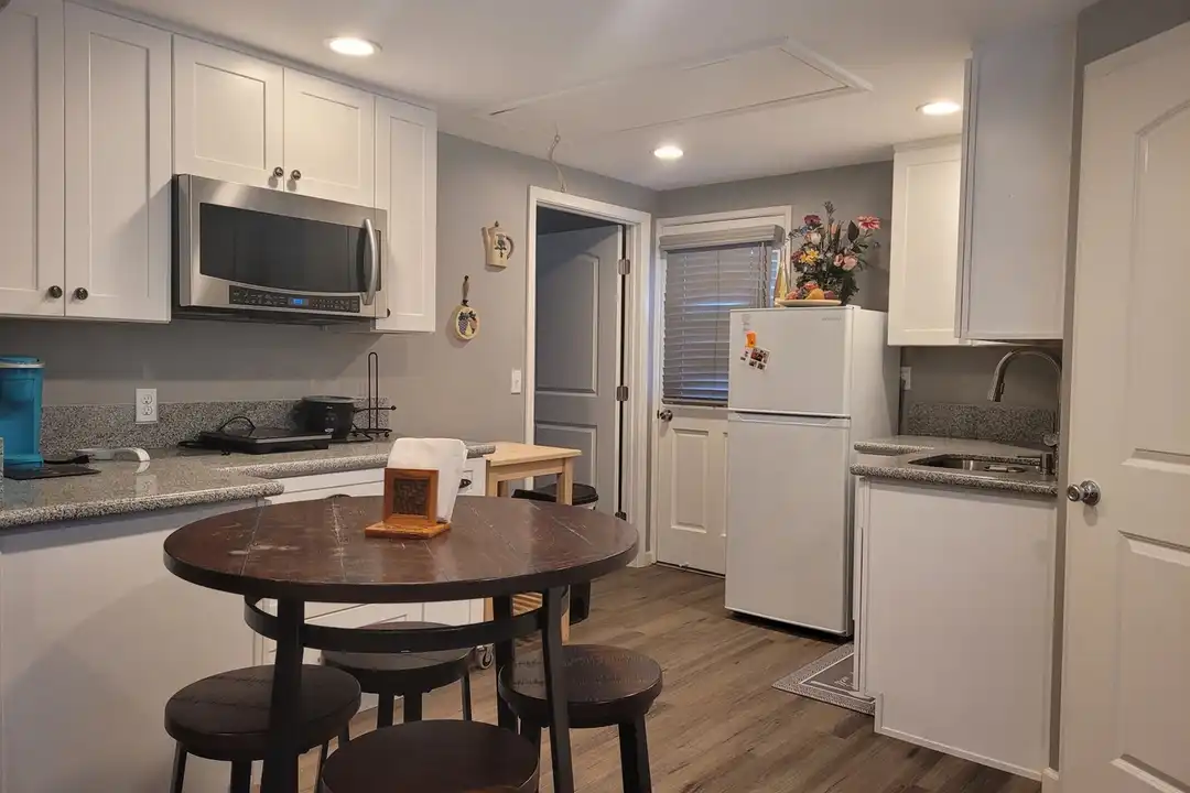 House in Thousand Oaks - View 2