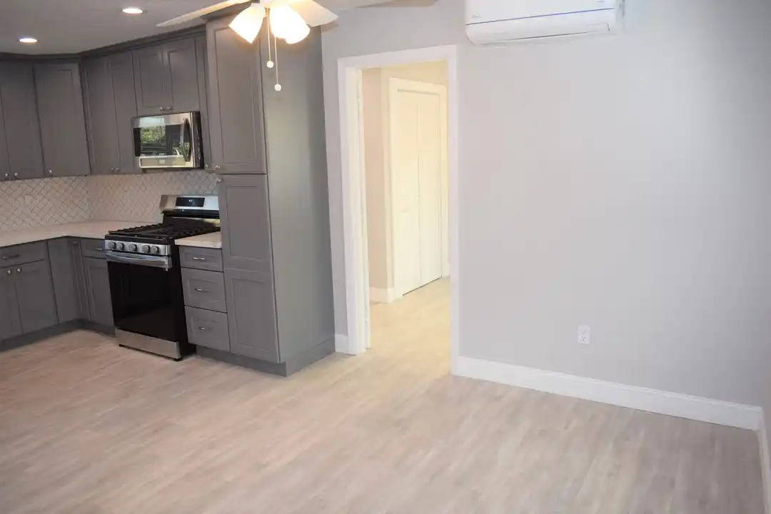 1414 54th St - View 6
