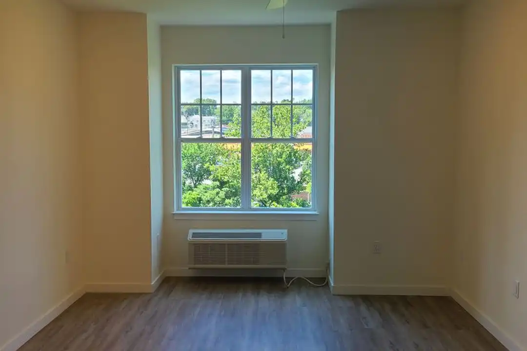 0-02 Fair Lawn Ave unit 204 - View 4