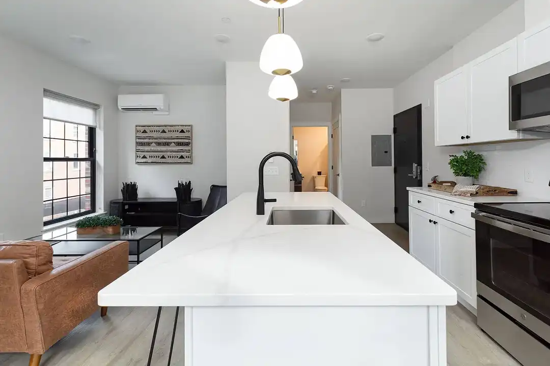 134 South Avenue Apartments – photo 1