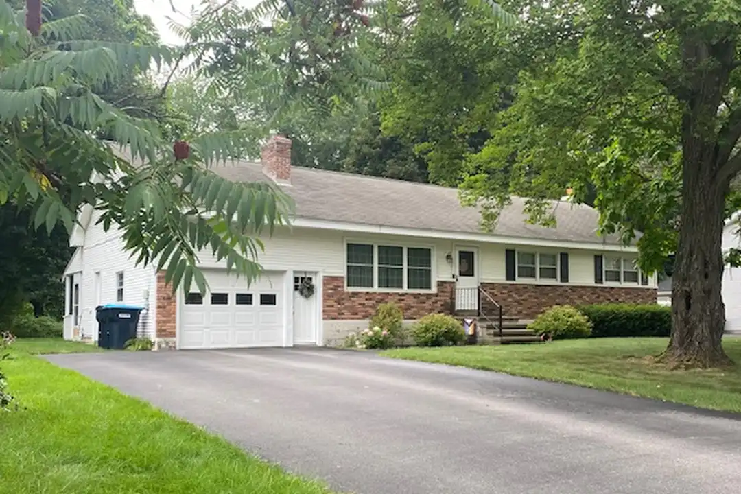 4 Plaid Pl – photo 1 of 6