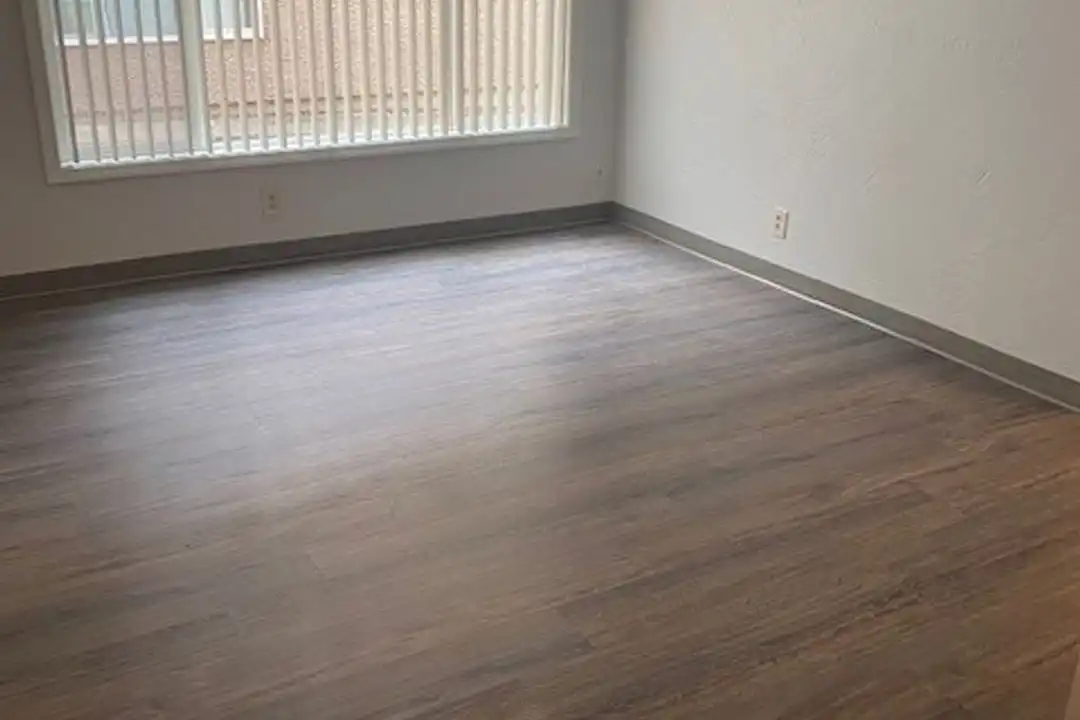 1893 Garden Ave unit 3 - View 3