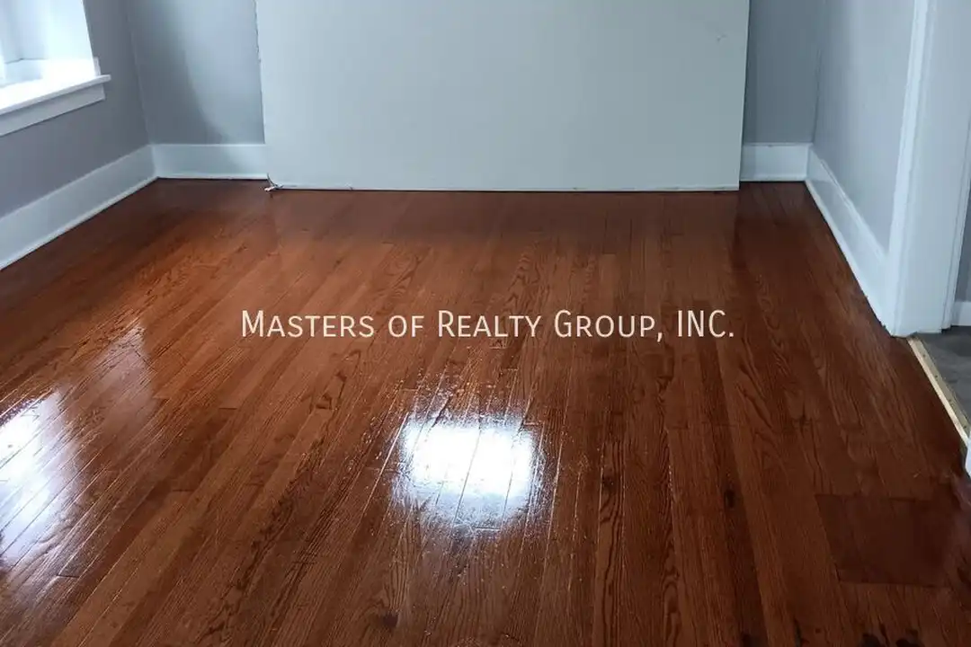 1129 Diamond Ave - View 3