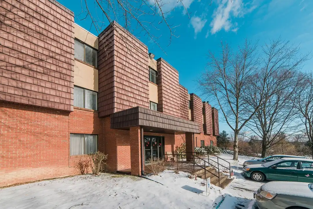 114 Book Ave unit Unit 401 - View 3