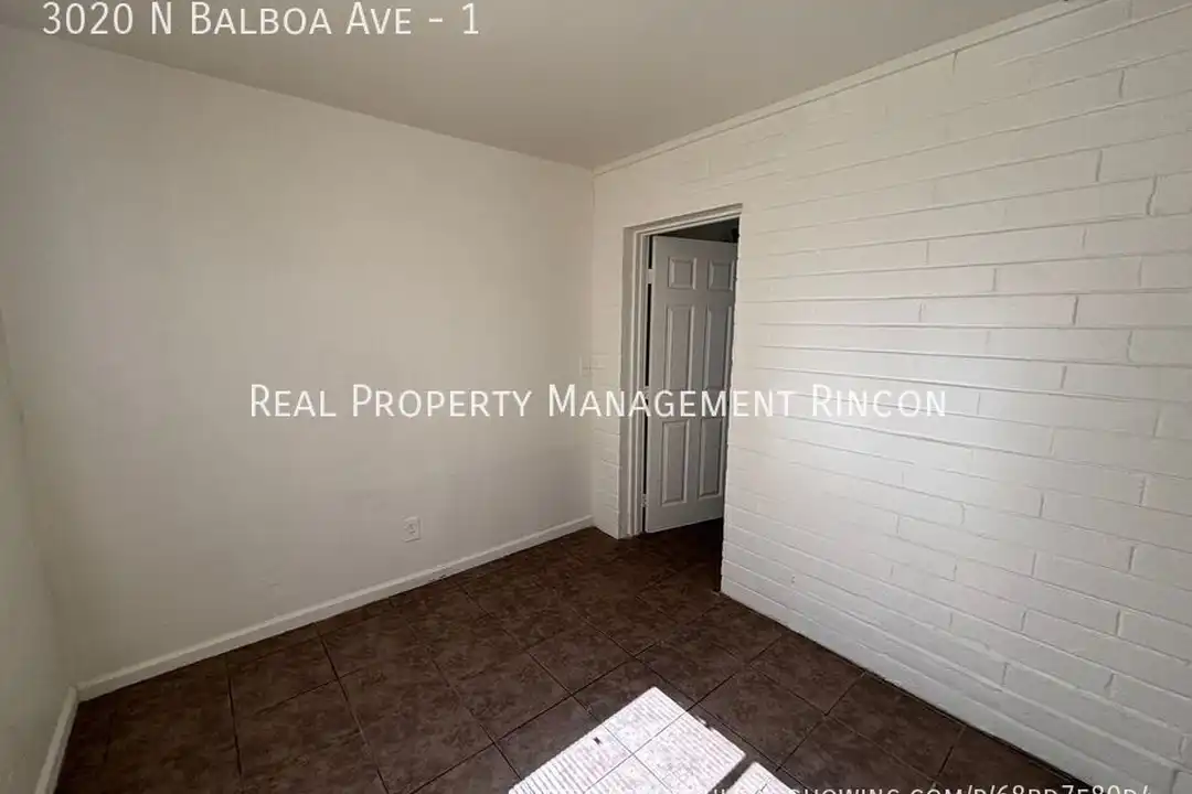 3020 N Balboa Ave - View 6