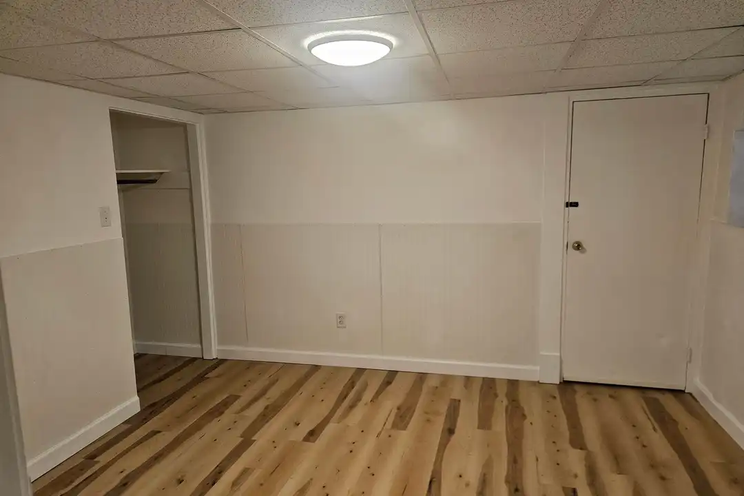 1216 Vine St unit 1 – photo 1