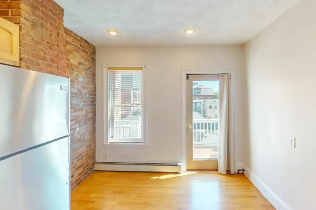 1 Henderson Ave - View 3