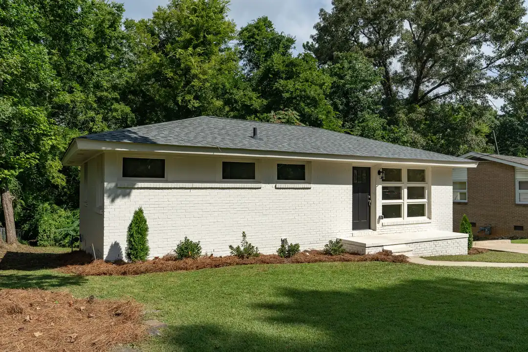 5196 Scenic View Dr – photo 1 of 20