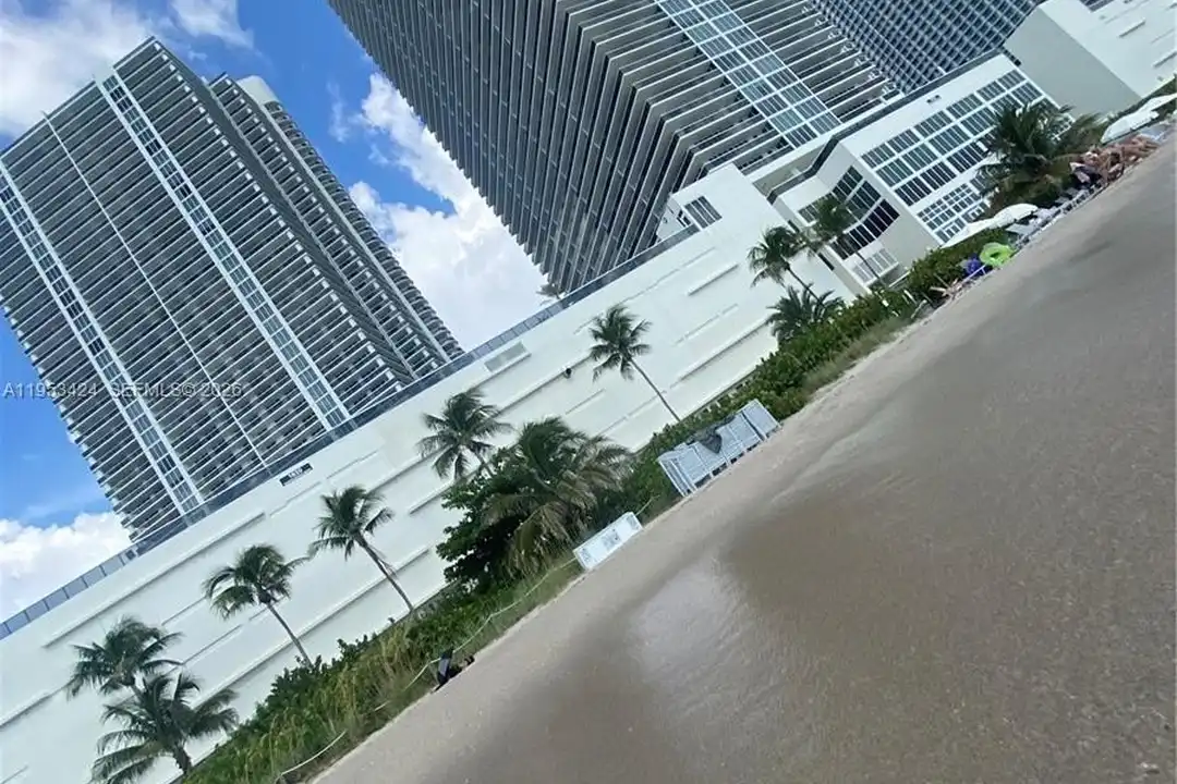 1800 S Ocean Dr #2909 - More