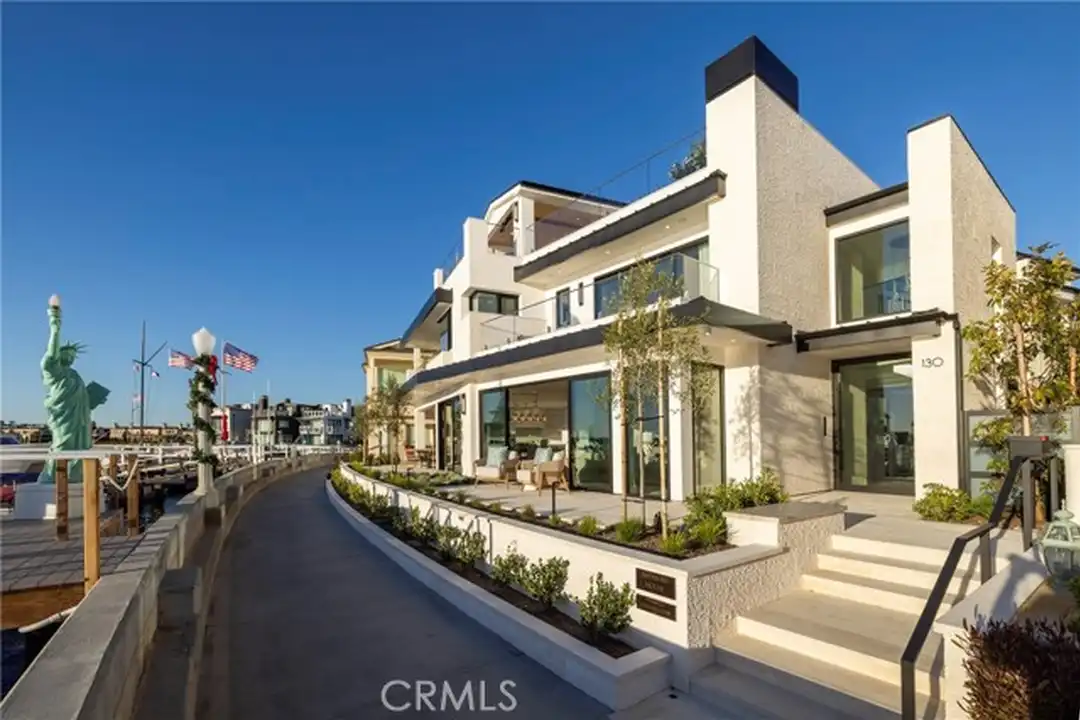 130 S Bay Front - View 3