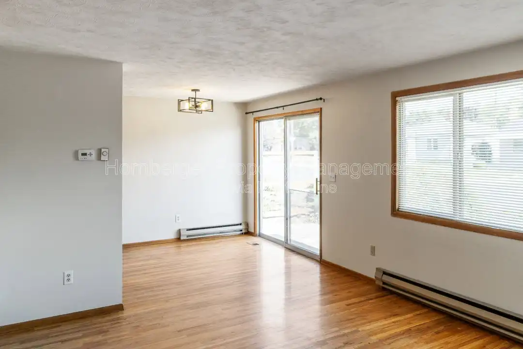 4117 N Howard St - View 2