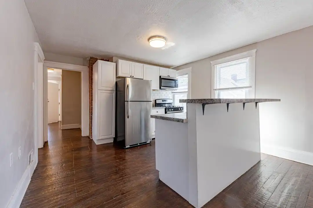 5515 Bridge Ave unit 5515 Bridge Up – photo 1