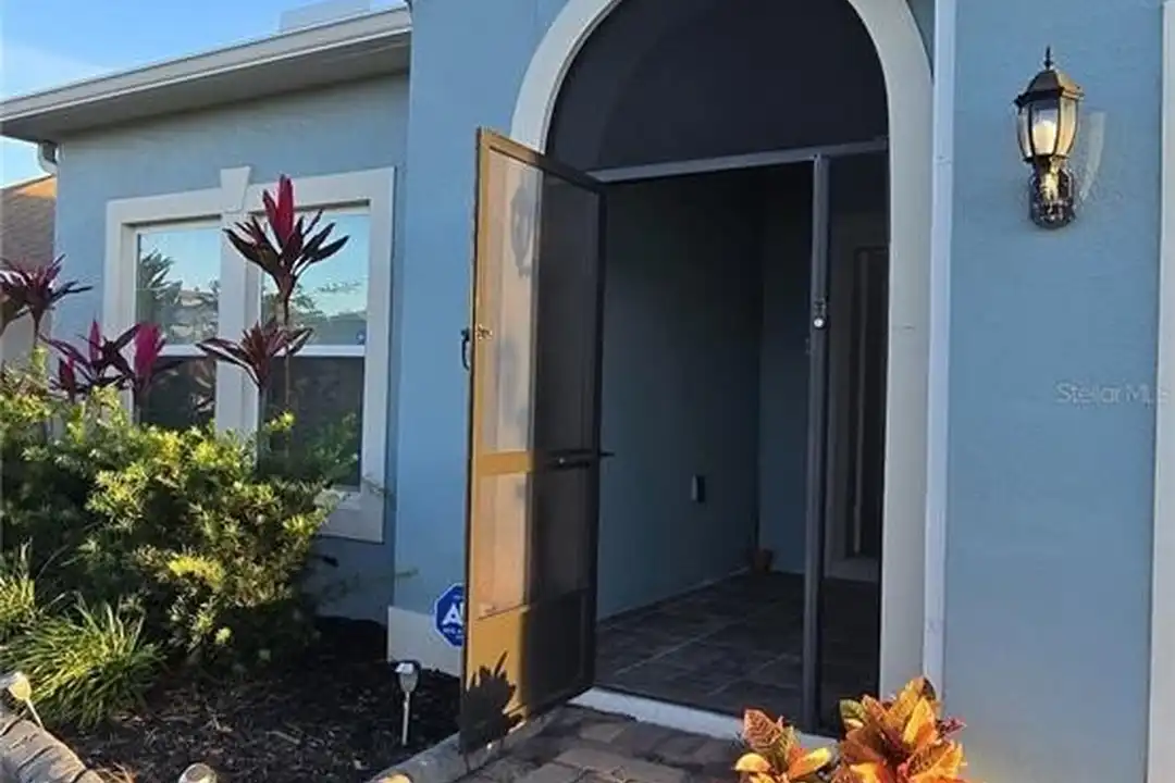 House in Kissimmee - View 2