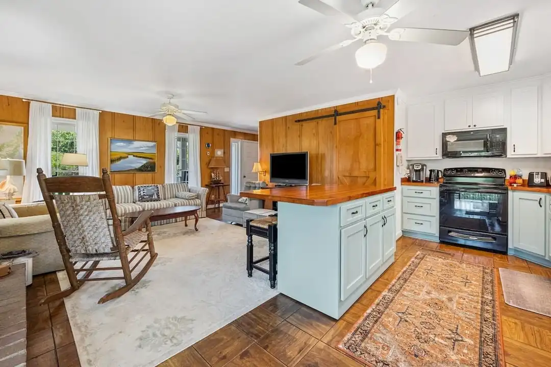 256 Pioneer Loop unit 1253777P - View 5