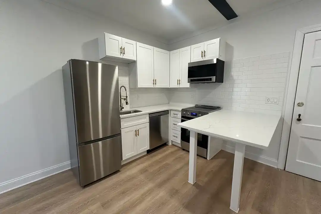 2 Maryland Avenue – photo 1