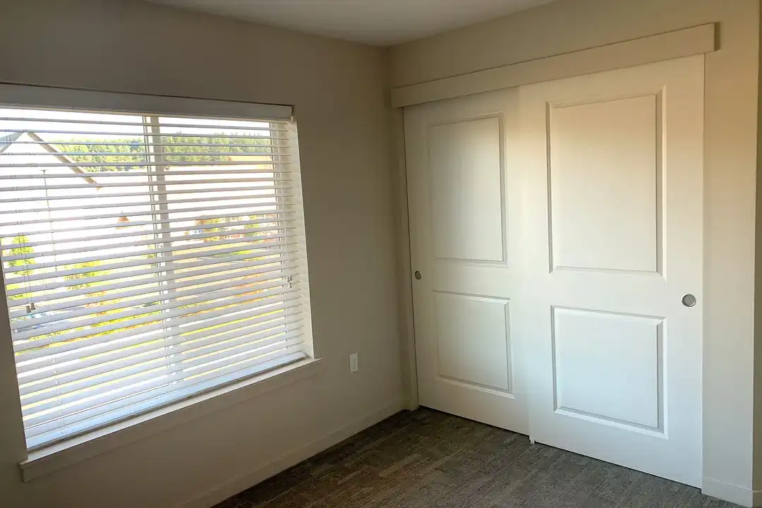 Rock Creek Ridge Apartments – photo 1 of 57