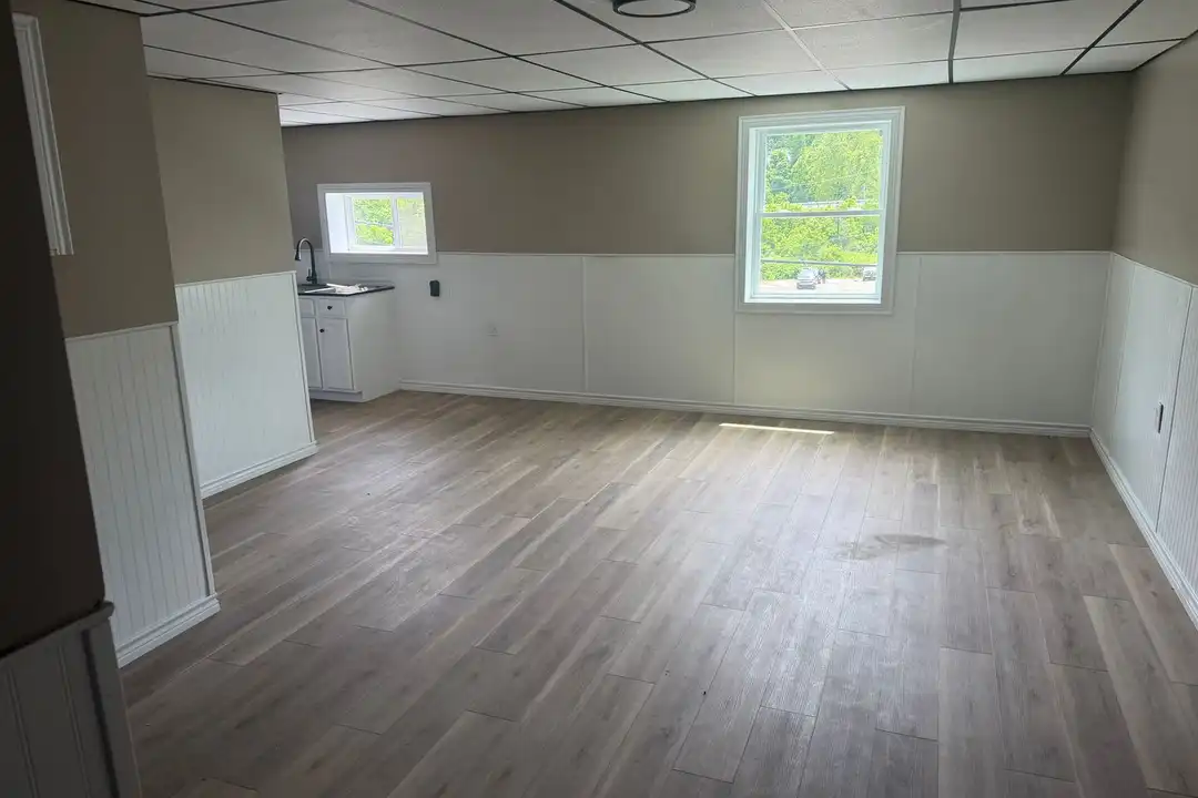857 National Rd unit 3 – photo 1 of 8