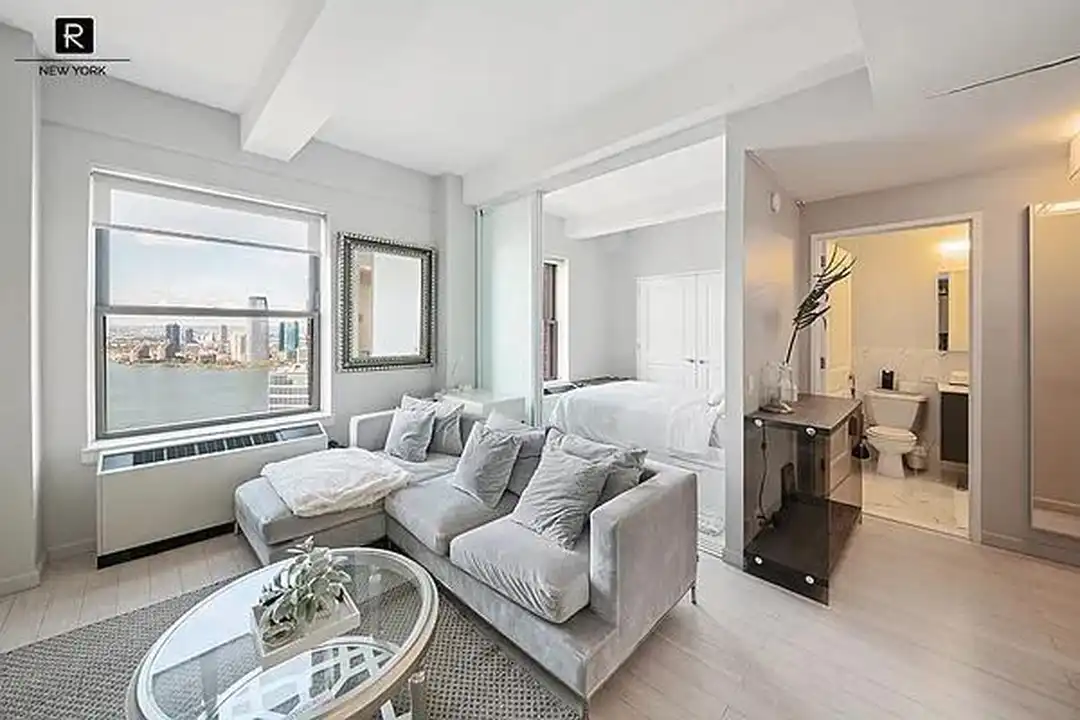 2-bedroom at 20 West St — photo 1 of 10