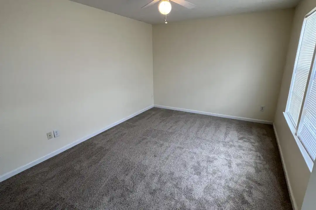 221 Fox Grove Cir unit 1 - View 4