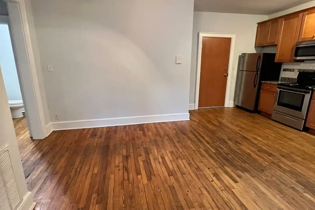 1107 W Grace St unit Apt. 3 - More