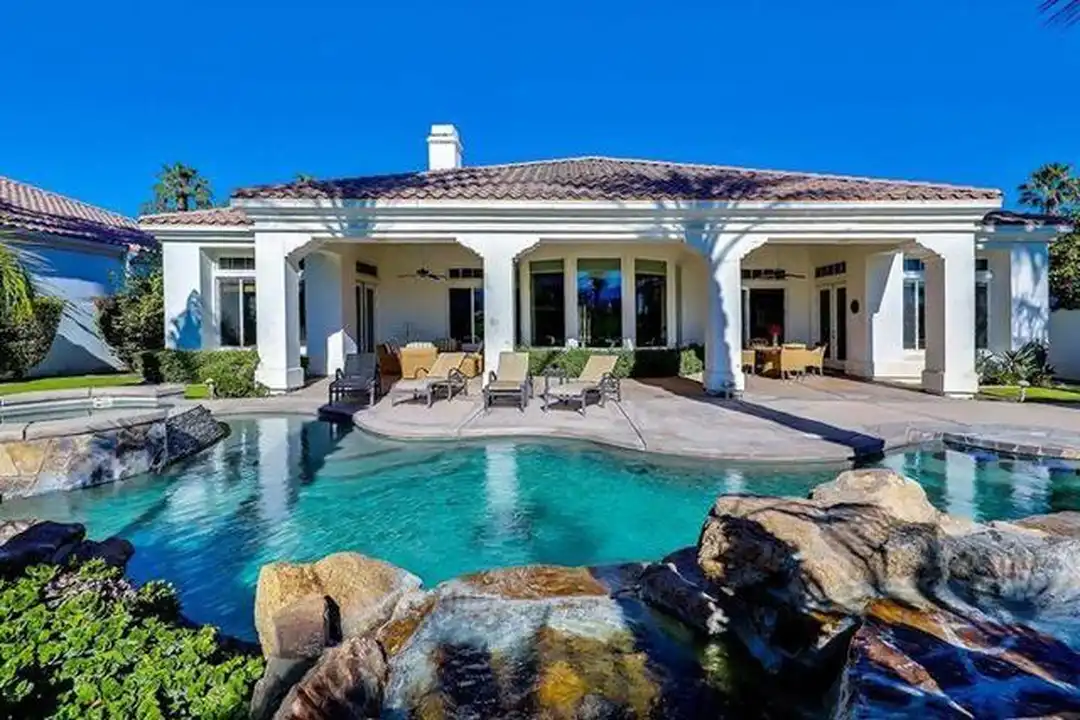 House in La Quinta - View 4