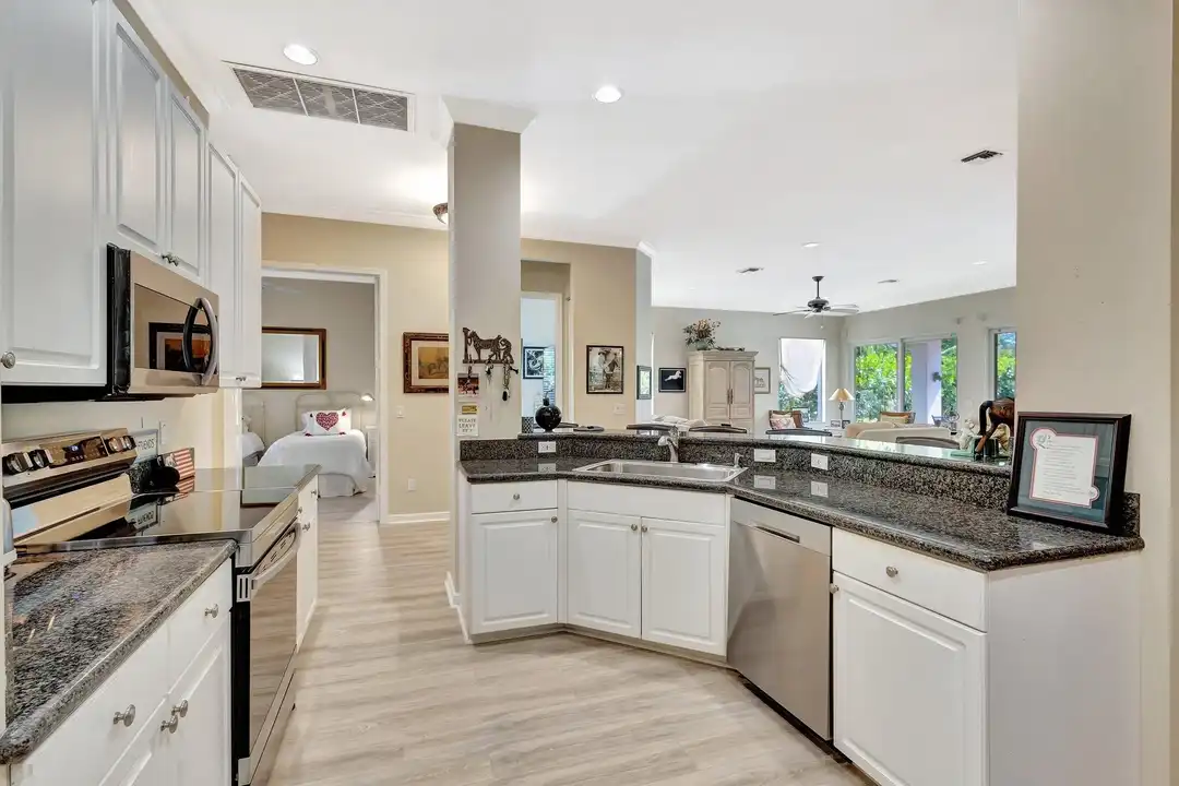 2941 Twin Oaks Way - View 6