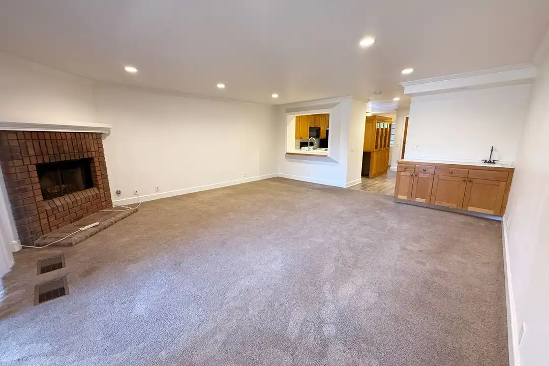 8880 Villa La Jolla Dr unit # 214 – pohled 2