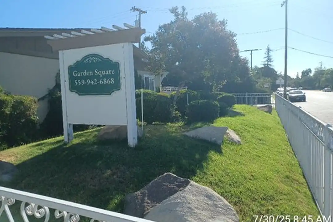 224 W Dakota Ave unit 224-B – photo 1