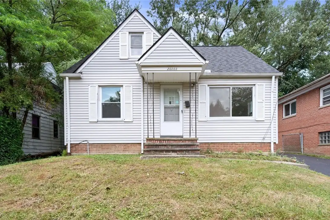 20803 Kenyon Dr – photo 1