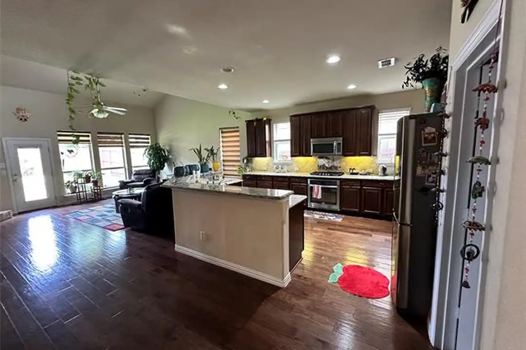 3421 Palm Lake Drive - View 5