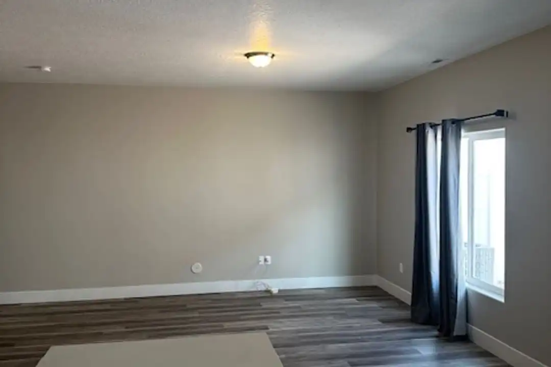 1601 S Quartz Dr unit # D - View 6