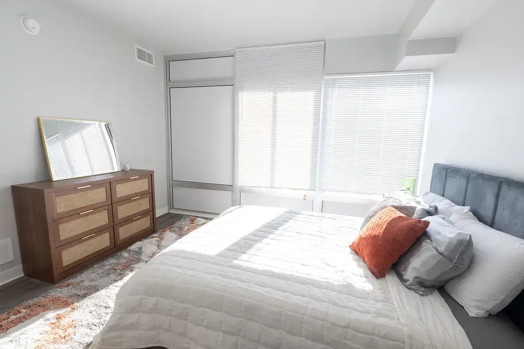 9410 Hough – photo 1