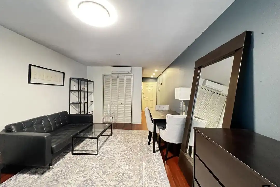 225 E 58th St #2-B – pohled 6
