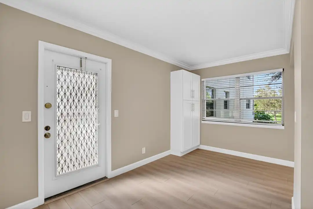 277 Brighton Dr unit G - More