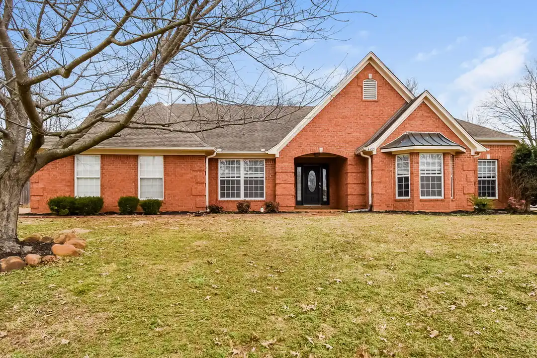 4480 Glenchase Dr - View 3