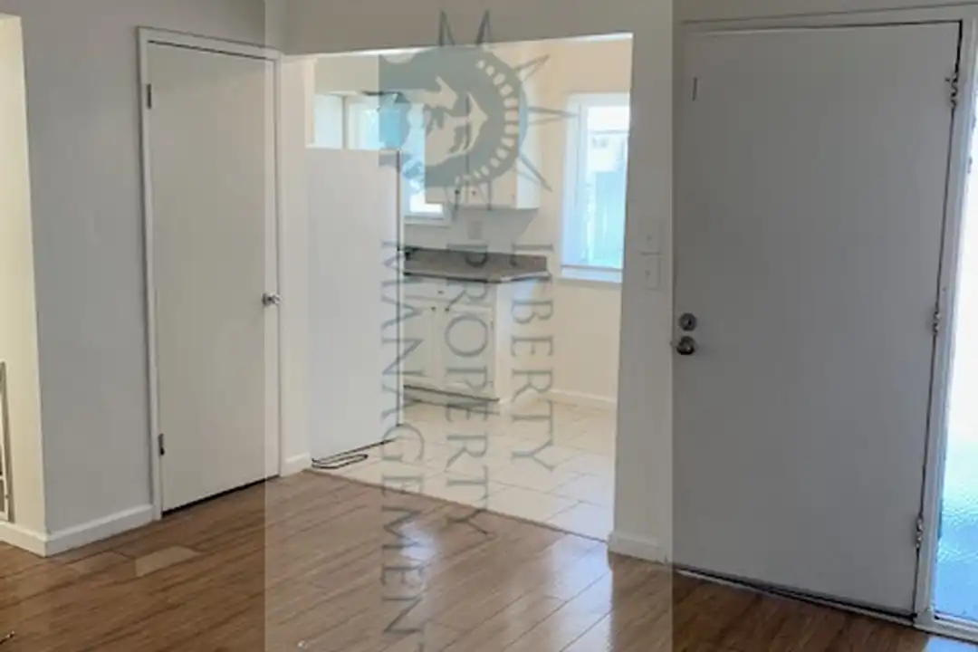 924 S Garfield St unit 3 – photo 1 of 11
