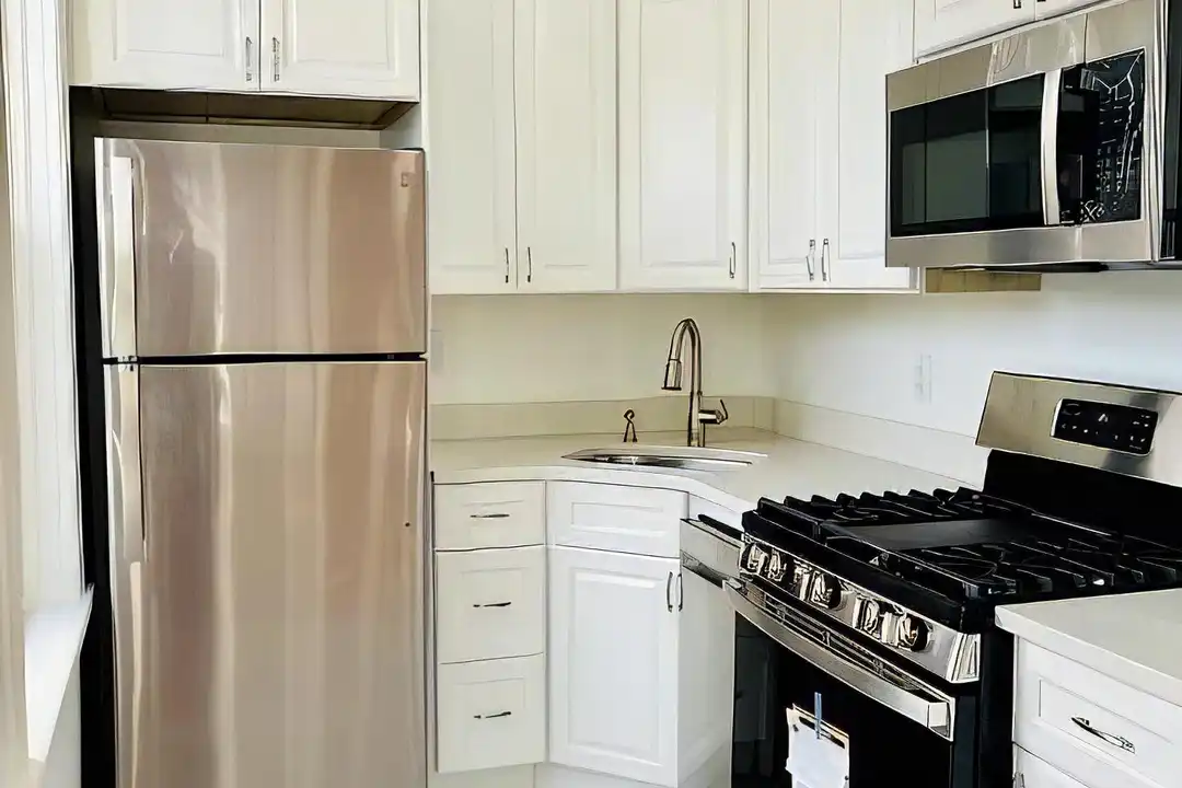 566 Palisade Ave - View 2