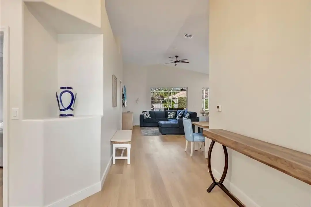 92 Glen Eagle Cir - View 6