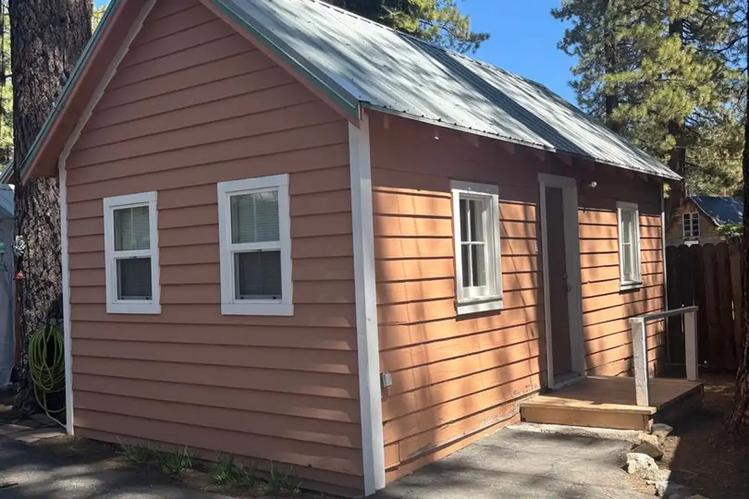 2815 Lake Forest Rd unit #3 – photo 1 of 9