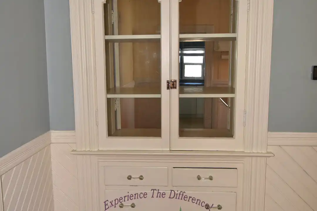 124 Winchester St - More
