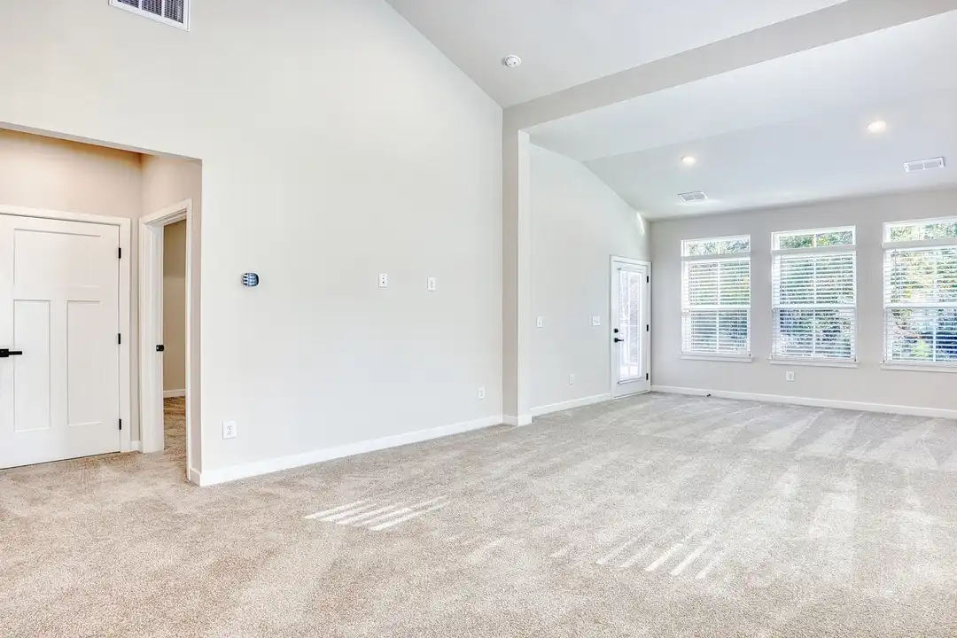 2520 Evander Dr - View 6