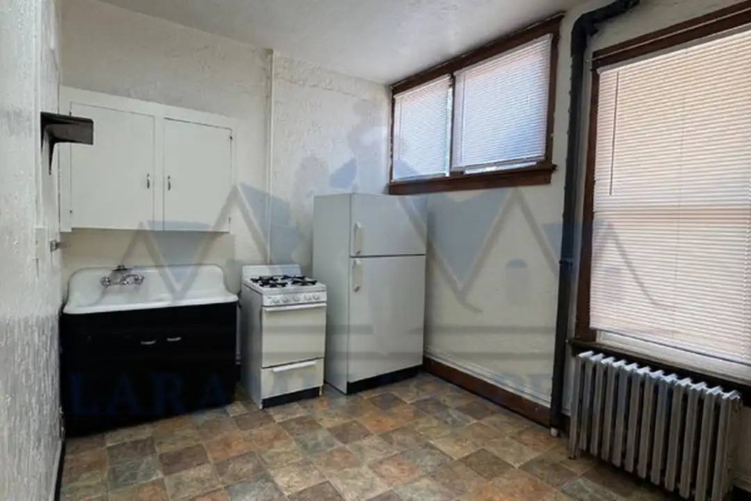 508 E Garfield St unit 8 - View 6