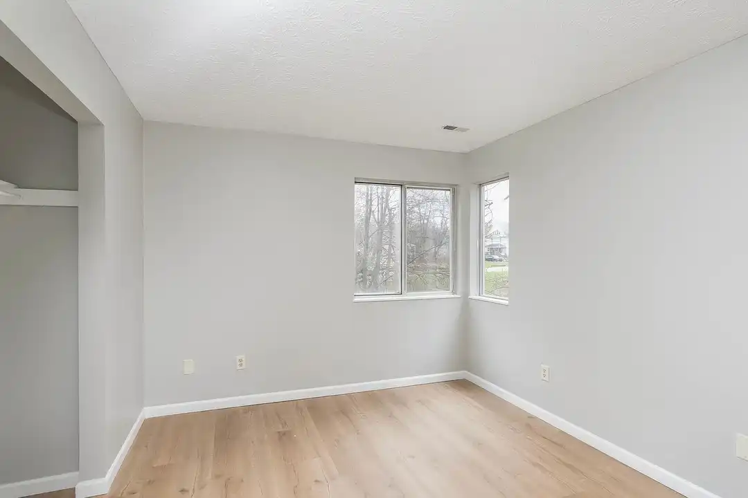 University Commons Apartments – photo 1