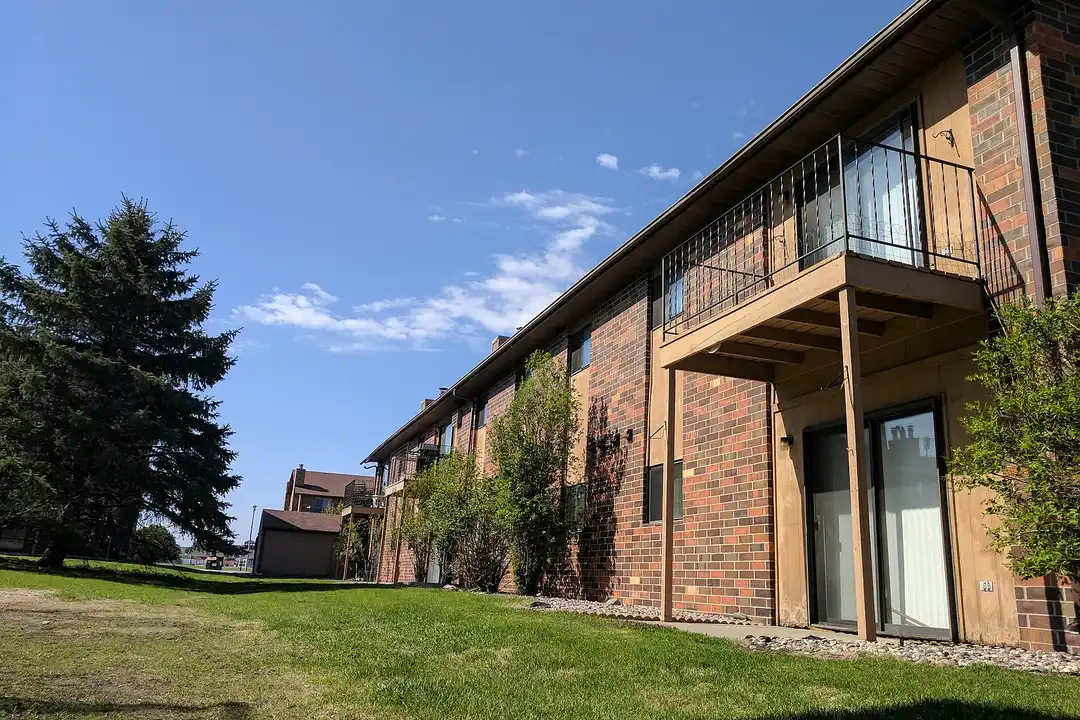 Autumn Brook Apartments – photo 1