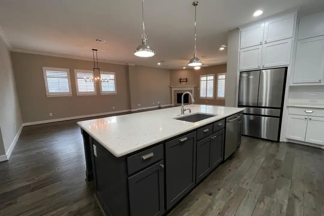 1400 Daisy Corner Dr - View 3