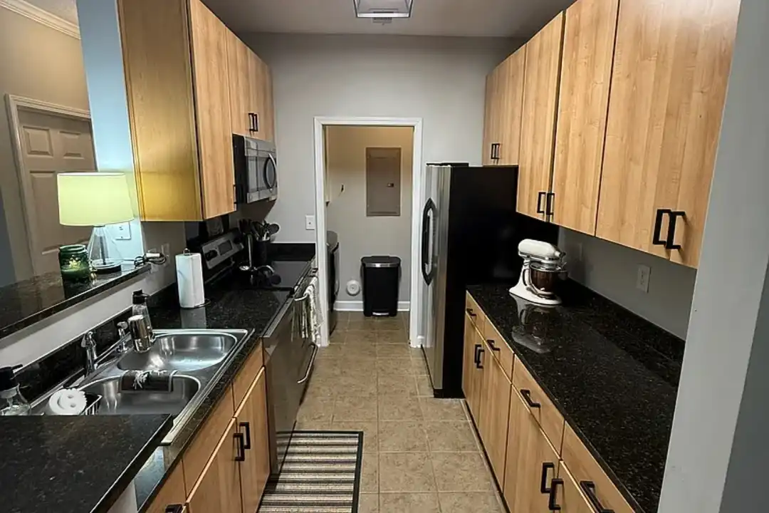 1000 Olde Eastwood Village Blvd unit 4B - View 5