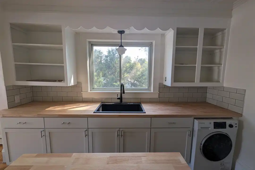 180 Highland St - View 4
