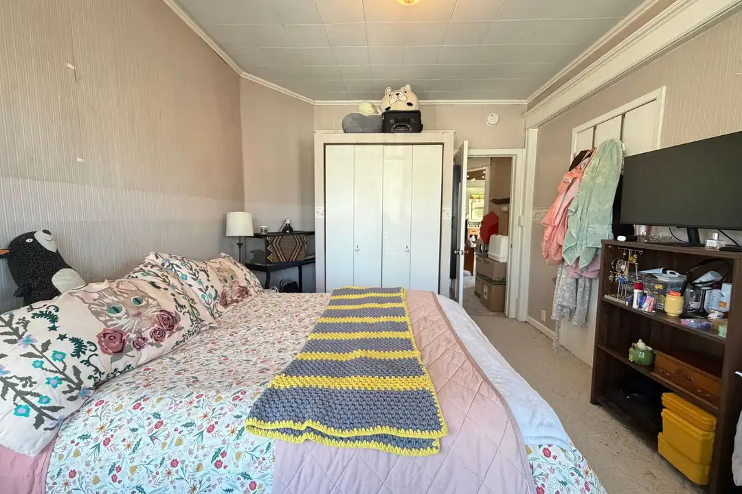 1128 Hammond Ave unit 1128 Hammond Ave - 1 - View 4