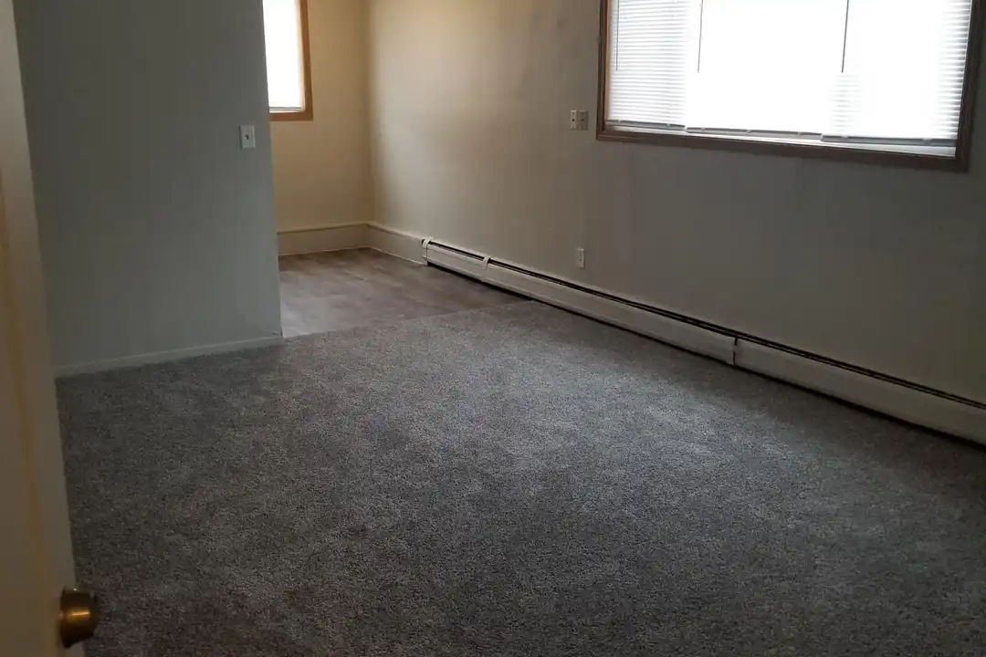 1107 19th St S unit 2 - View 2