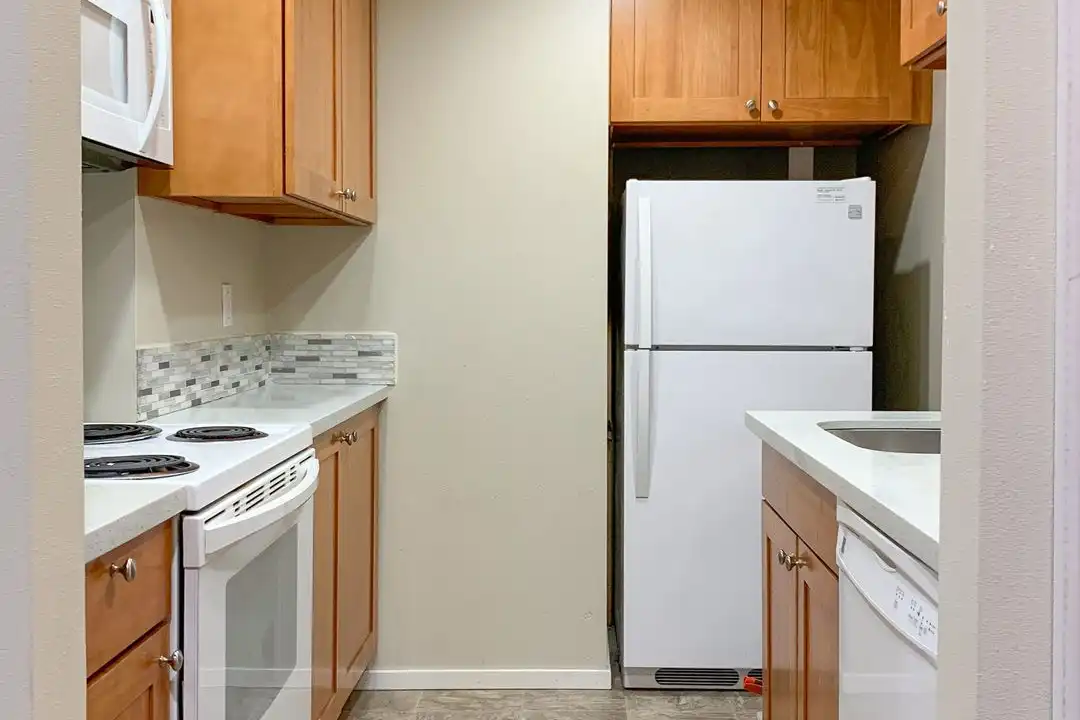 938 N 100th St unit 105 – pohled 2